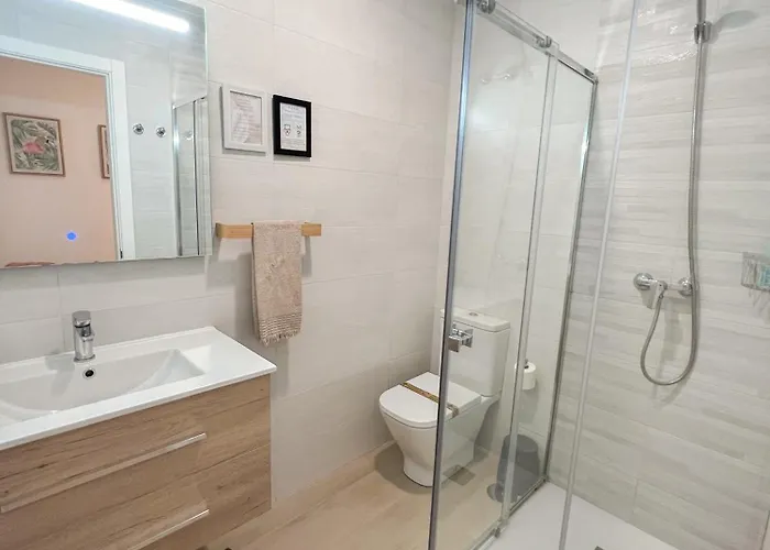 Modern & Family Flat Carihuela 3 Bdr Lejlighed