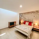 Modern & Family Flat Carihuela 3 Bdr شقة *
