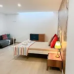 Modern & Family Flat Carihuela 3 Bdr شقة توريمولينوس